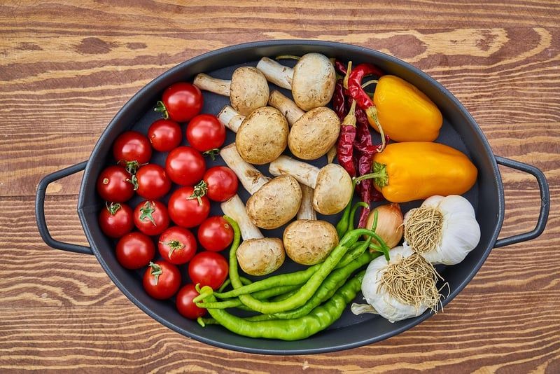 Cocotte Staub ou Le Creuset : laquelle choisir en 2026 ?