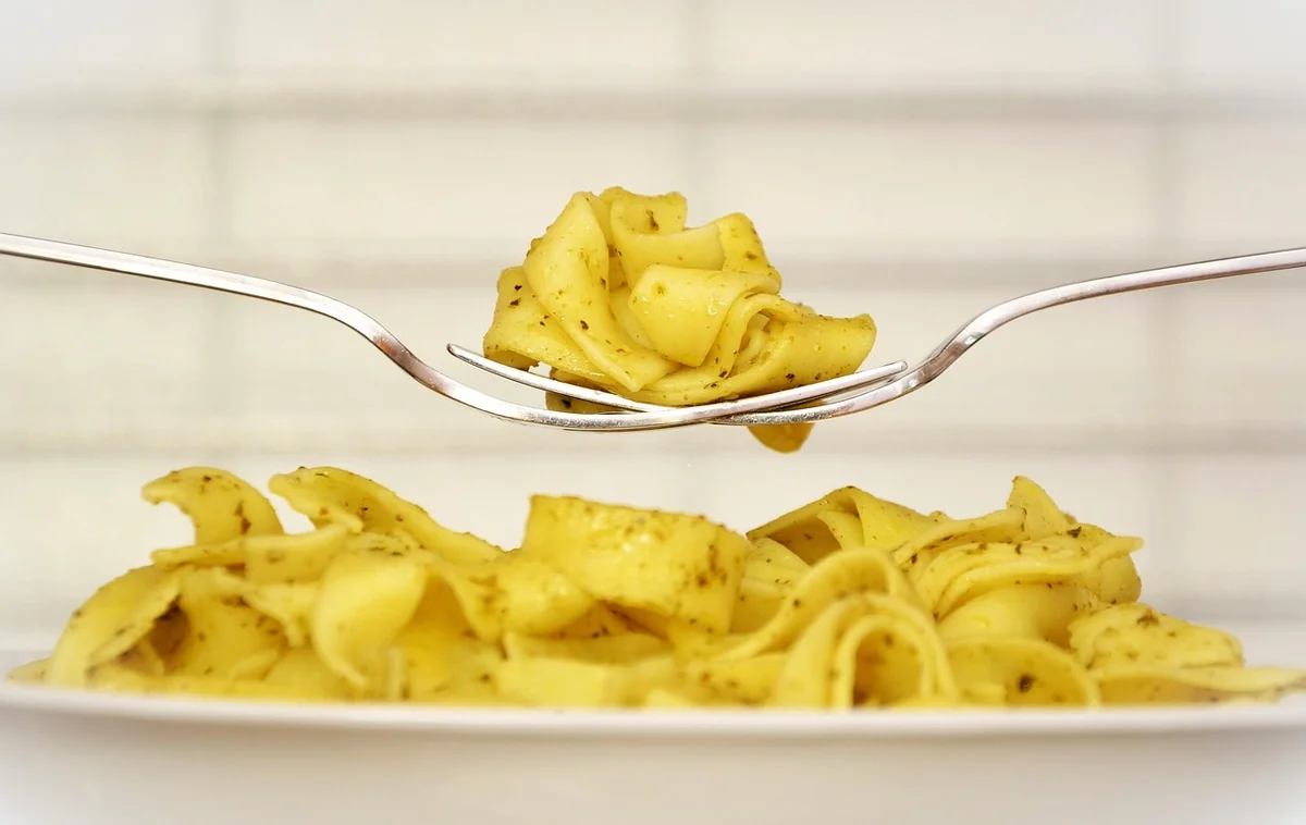 Découvrez les tendances 2026 pour une cuisine avec tomette élégante et moderne